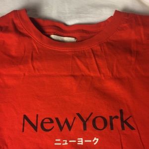 Men’s Japanese New York tee shirt.